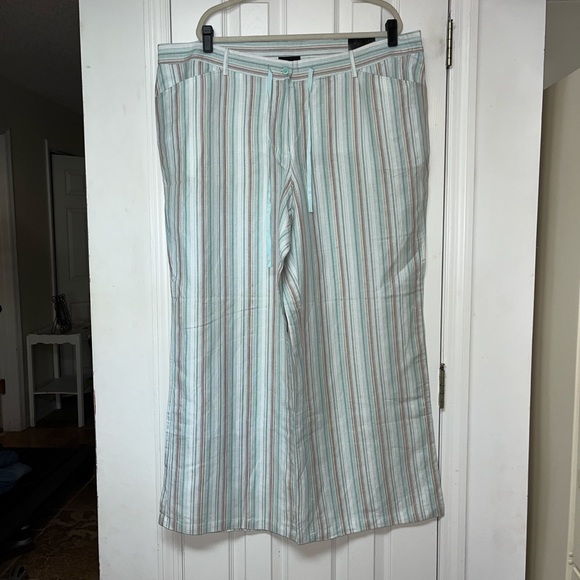 Lane Bryant Pants - NWT Lane Bryant Linen/Rayon Blend Striped Straight Wide Leg Pants